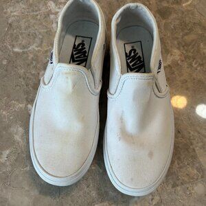 Vans Women's Classic Stackform Slip-0n White Canvas Sneaker size 6